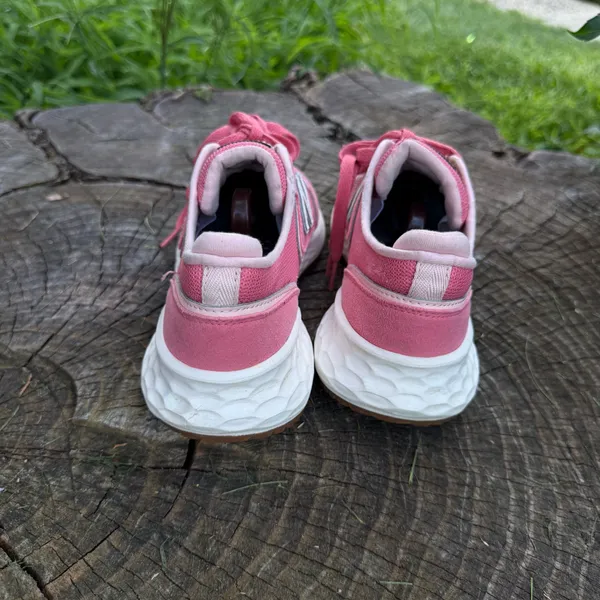 New Balance Fresh foam X-70 women shoes size 8 - Image 2