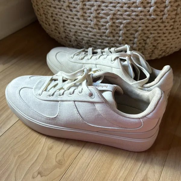 Lululemon Citycverse Sneaker - Image 3