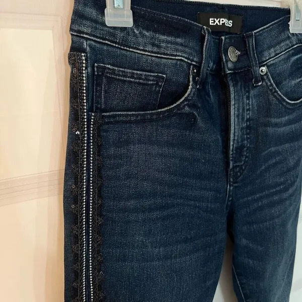 🔥🔥 5/$25 sale 🔥🔥 Express Blue Mid Rise Stretch Whisker Ankle Jegging Side Detail - Image 4