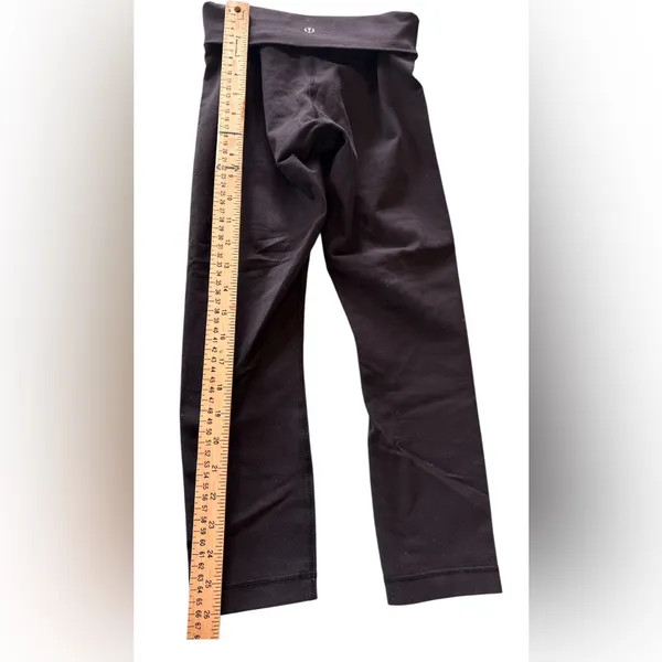 Lululemon leggings black size 2 - Image 4