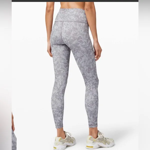 Lululemon Wunder Train High-Rise Tight 25" - Image 2