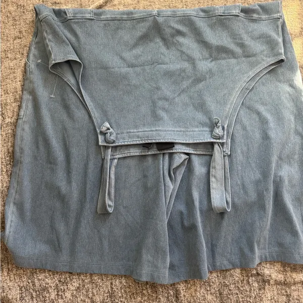 Plus Size Blue Denim Jumpsuit shorts Overalls Size L - Image 4