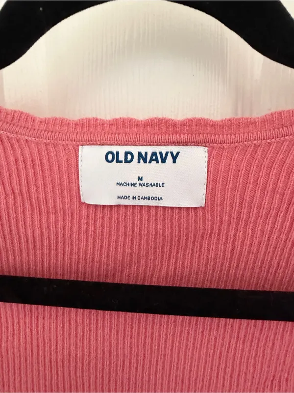 Old Navy Dried Rose Sweetheart Long Sleeve Knit Long Sleeve Size Medium - Image 4