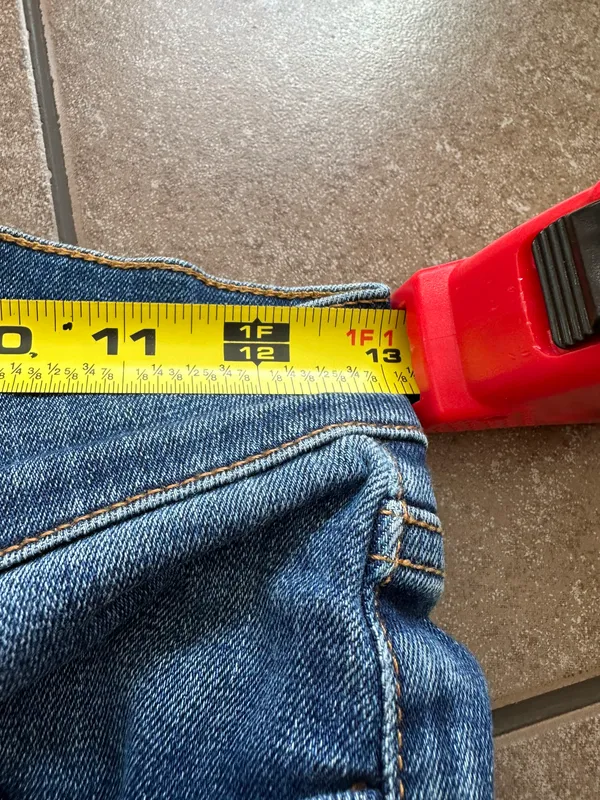 J crew women Skinny Leg Jeans Low Waist size 24/26 True Color Is Pic 10. - Image 10