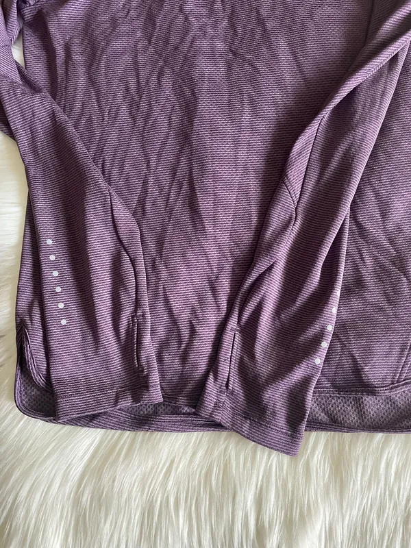 Nike Women's Aeroreact Long Sleeve Training Top Atomic Purple - Image 5