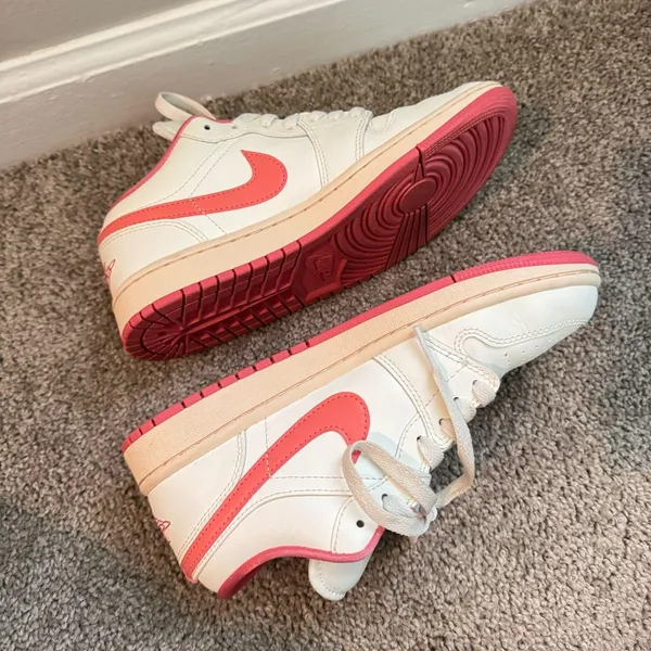 Jordan 1 Low "Sail/Guava Ice/Pink Salt" sneakers Size 7.5 - Image 7