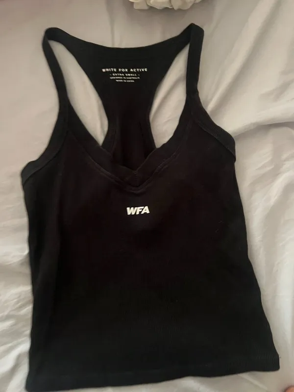 White Fox active tank top size XS - Image 2