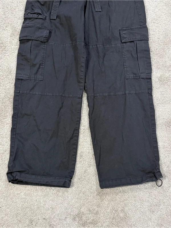 GAP Women’s Cotton Fine Twill Cargo Easy Pants in Black M - Image 4