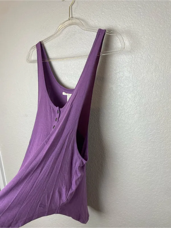 Levi's Purple Scoop Neck Henley Tank Top Size M - Image 3