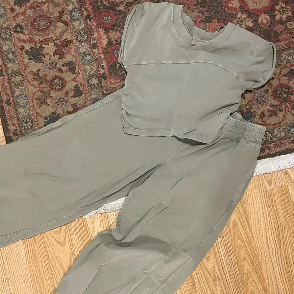 Final price !! Free people movement hot shot crossover set - Image 3