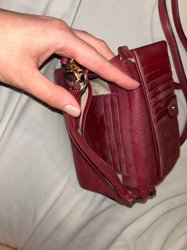 Michael Kors Crossbody - Image 4