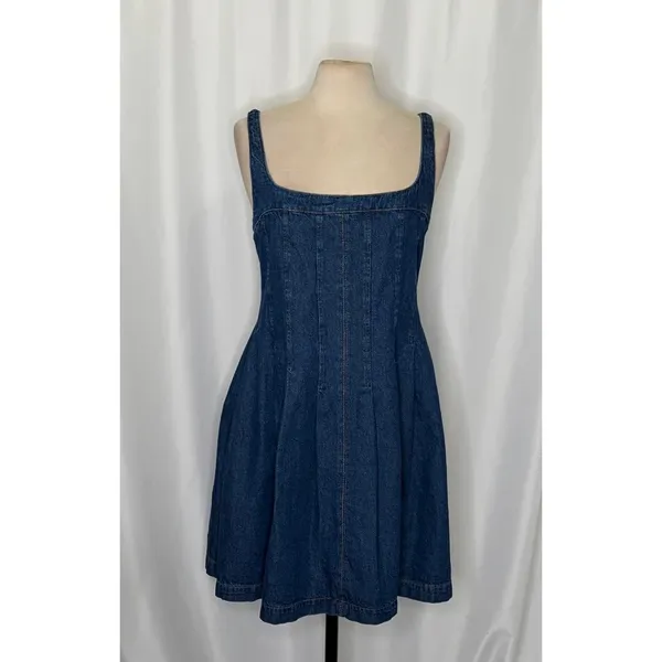 NWT!!‎ REFORMATION Violet Denim Mini Dress Blue Smocked A-Line Skirt Size 12 - Image 2