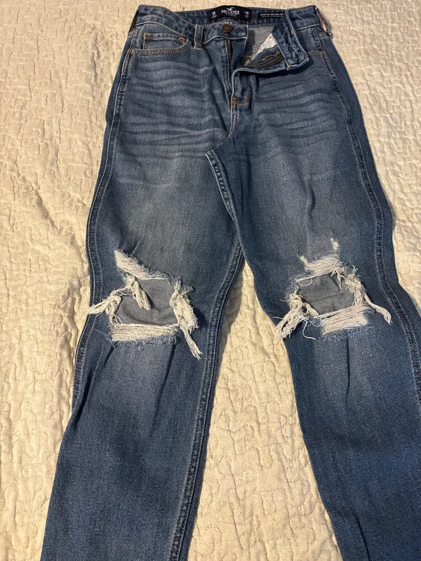 Hollister Mom High-Rise Jeans 3R - Image 3