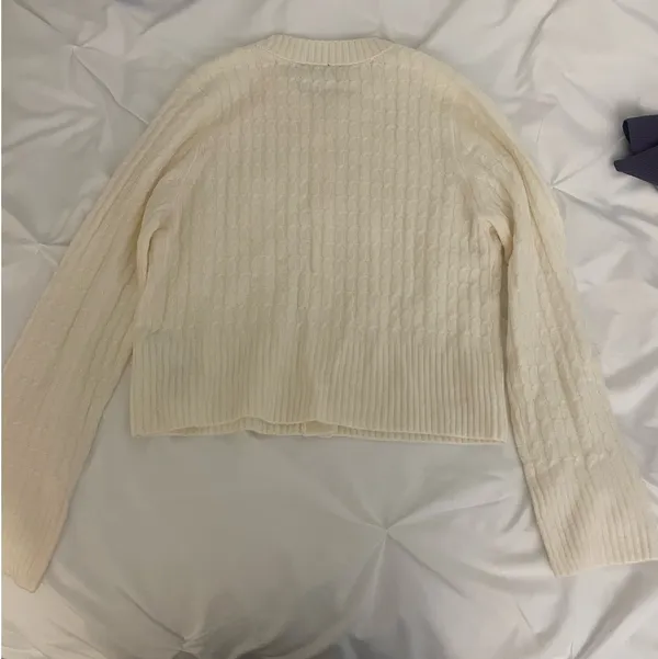 Abercrombie & Fitch Cream Button-Up Cardigan - Image 3