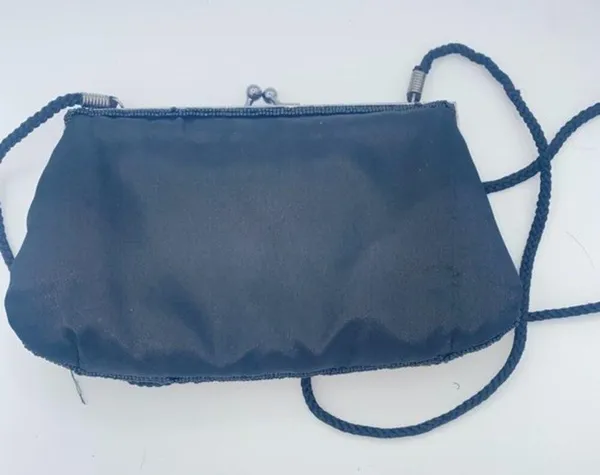 Handmade Silk Black Beaded Embellished Clasp Shoulder Evening Bag Women's Purse - Image 4