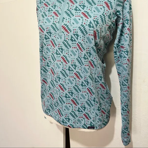 Patagonia base layer shirt box:009: - Image 2