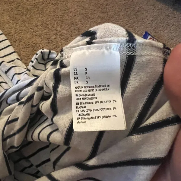 American Eagle small hoodie‎ - Image 7