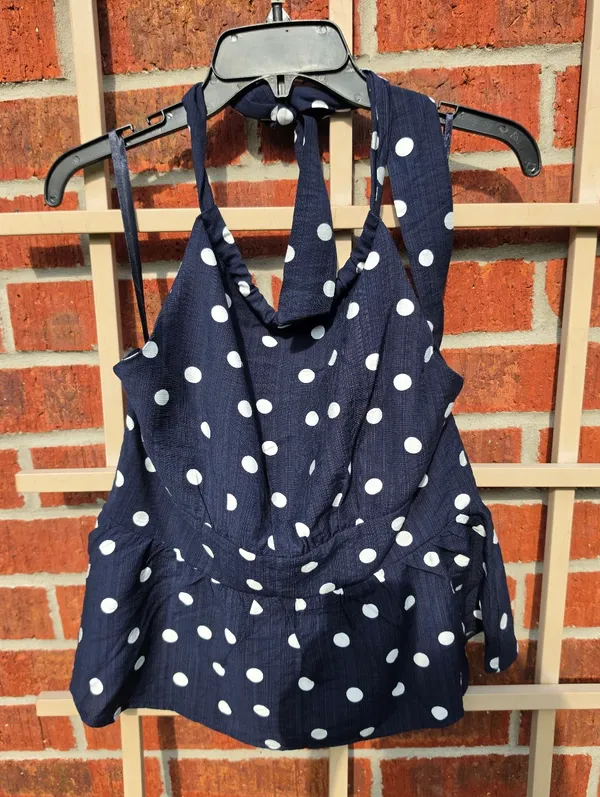 NWT MONTEAU Navy/White Polka Dot Halter Top M - Image 2