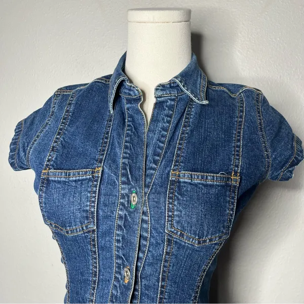 90s Vintage Tommy Hilfiger Short Sleeve Button Front Denim Mini Dress - Image 4