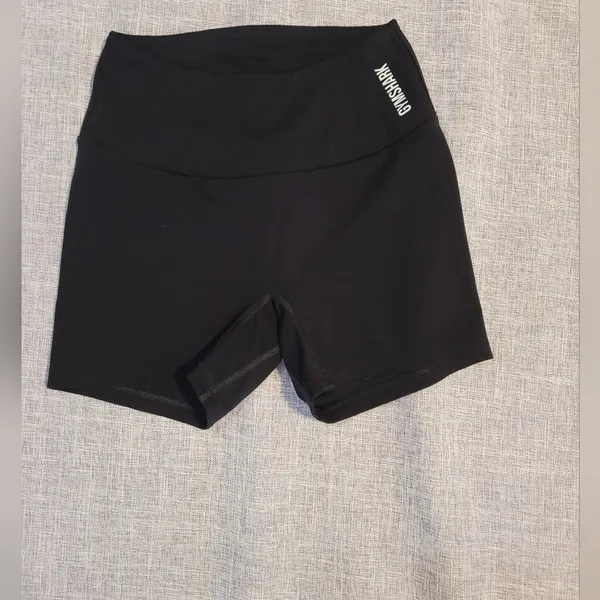 GYMSHARK SHORTS - Image 4