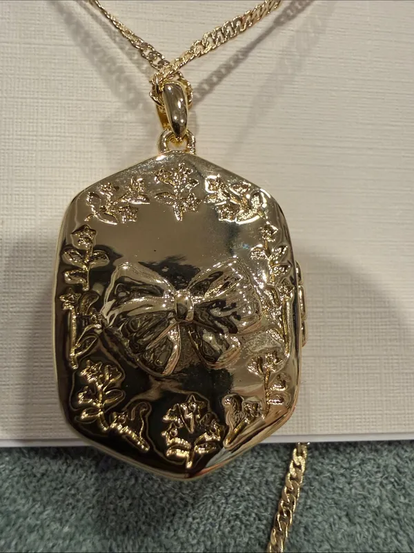 Kendra Scott x LoveShackFancy | Gold Plated Pink Flower Locket Pendant Necklace - Image 4