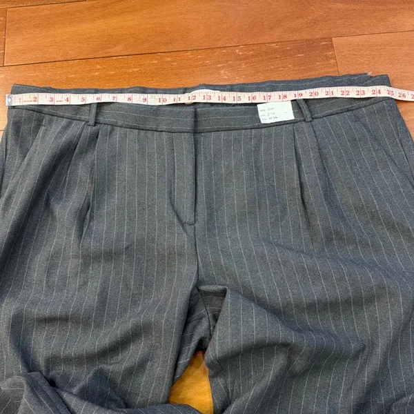 NWT Abercrombie & Fitch Pinstripe Pants Womens Grey Wide Leg Low Rise 37 24L - Image 6