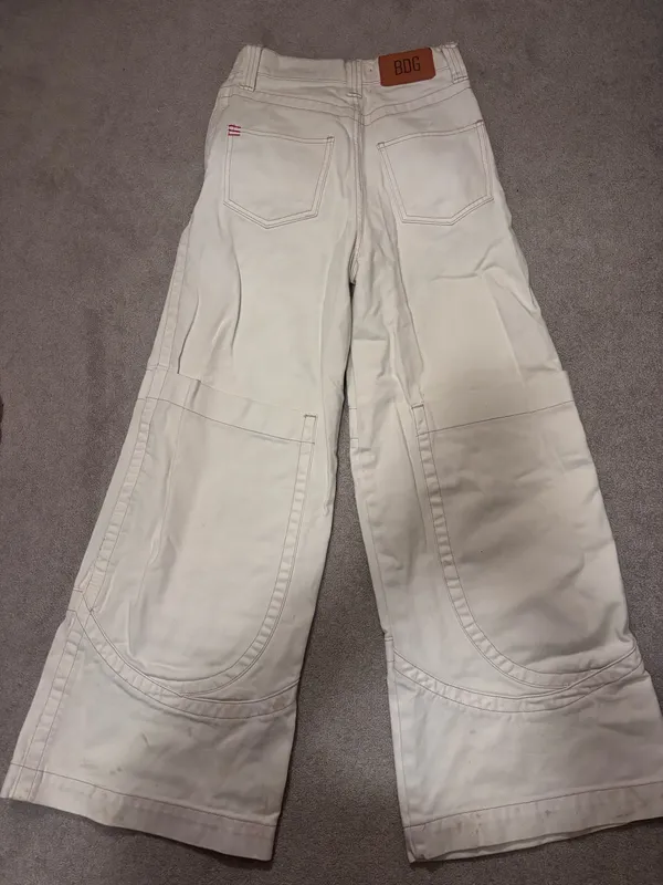 BDG White Jeans High-Rise - Image 4