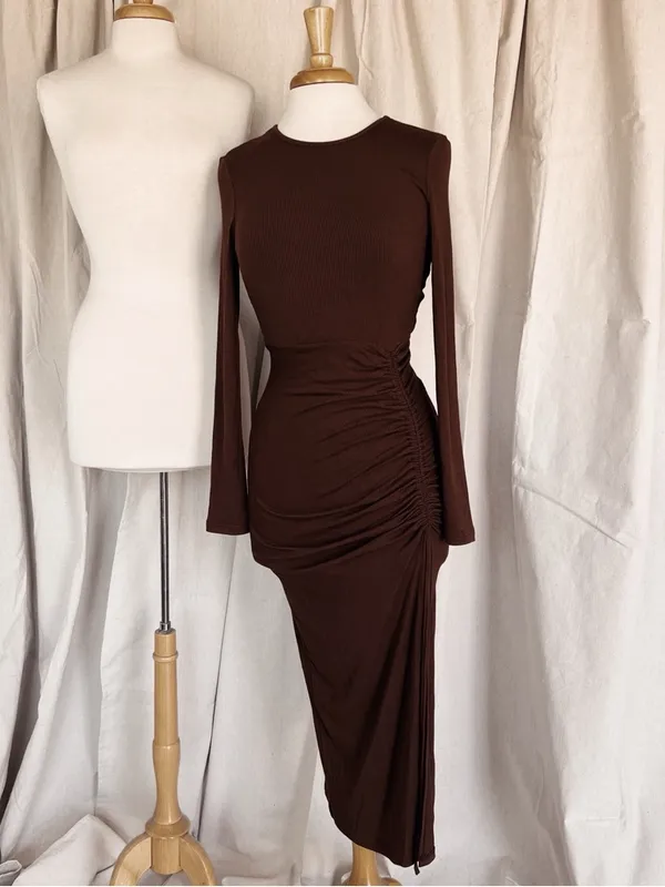 Elegant Brown Ruched Long-Sleeve Midi Dress - Image 3