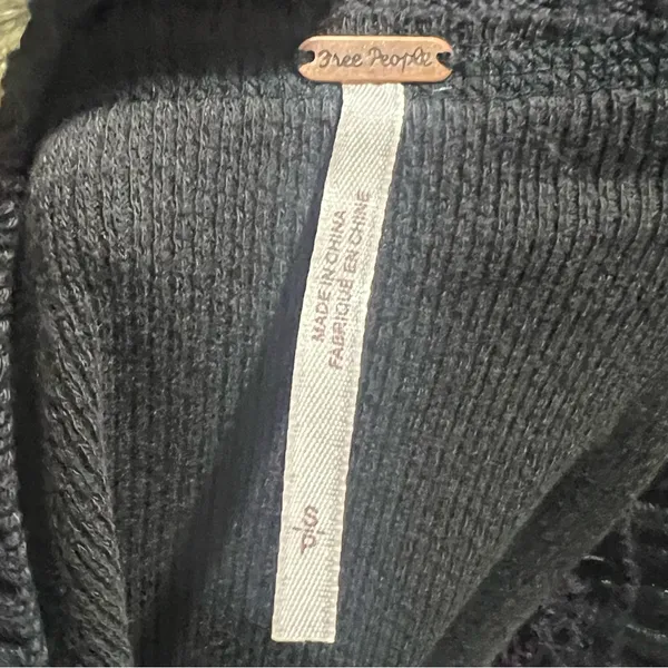 Free people gray pullover sweater - Image 9