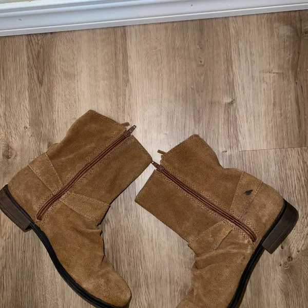 Faded Glory Tan Fringe Boots - Image 2