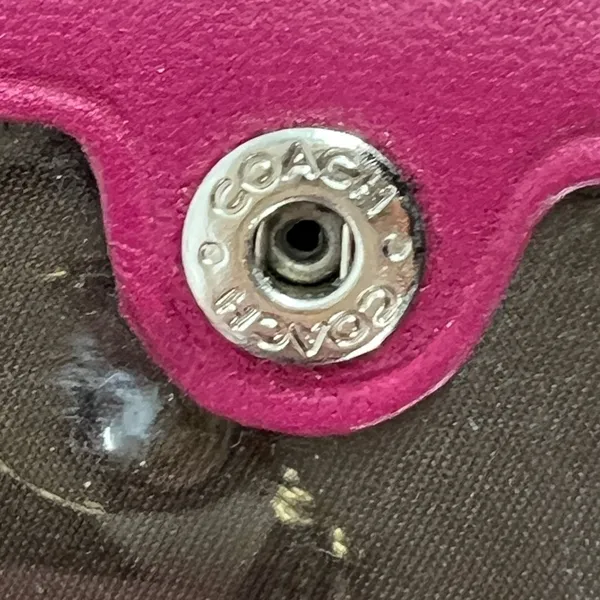 Coach Wallet Bifold Leather Pink Y2K - Image 7
