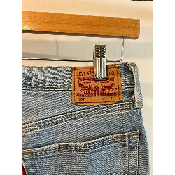 501s Levi's Light Wash Raw Hem High Rise Straight Leg Jeans Size 28 Inseam 32 - Image 5