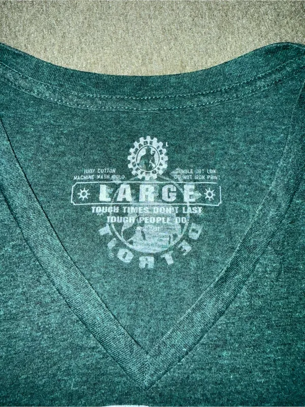 Detroit Shamrock Graphic V-Neck Tee - Green - Image 3
