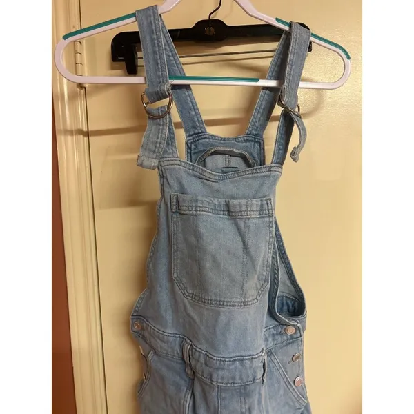 So Light Blue Denim Overalls Shorts Adjustable Straps Women's L Comfortable & Ca - Image 5