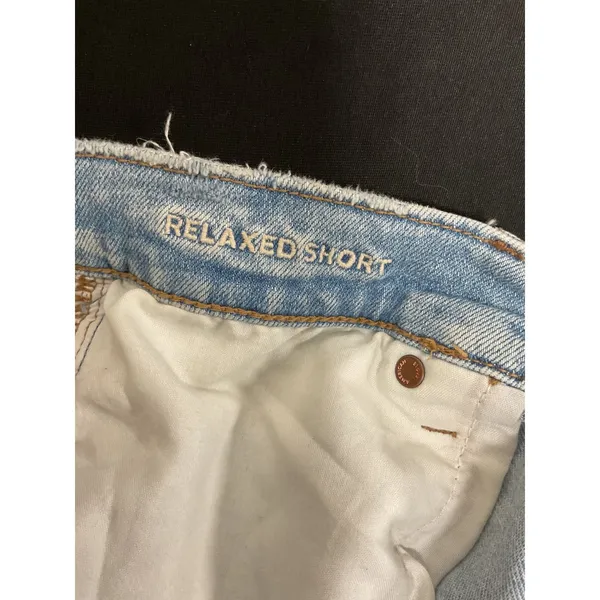 American Eagle Womens Relaxed Short Light Wash Distressed Denim 4 - Image 5