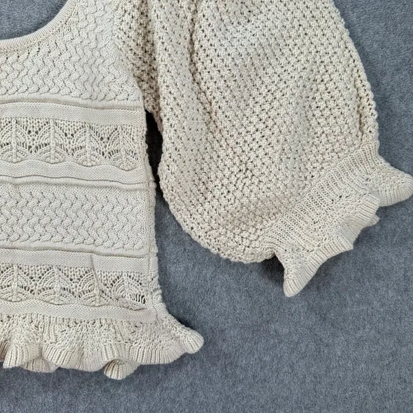 Lucy Paris Knit Puff Sleeve Blouse Women's XS Beige Ruffle Hem Tie Back Boho - Image 11