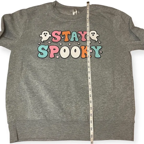 Stay‎ Spooky Halloween Ghost Sweatshirt Gray Crewneck Pullover Large Cozy Fall L - Image 6
