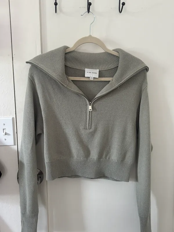 Pull Over Sweater - Image 5