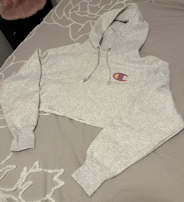 Champion Cropped Hoodie - Image 2