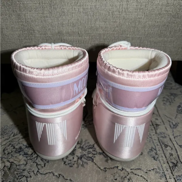 Moon Boot Icon Low Rose Pearly Boots Rose Size 7 - Image 6