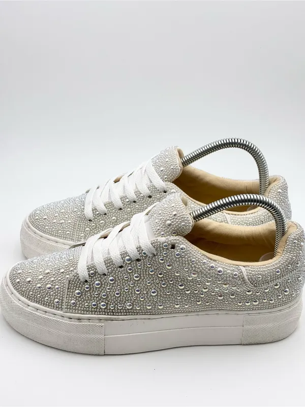 Betsey Johnson Women’s Sidny Pearl Lace-Up Sneakers, Size 6.5 - Image 6