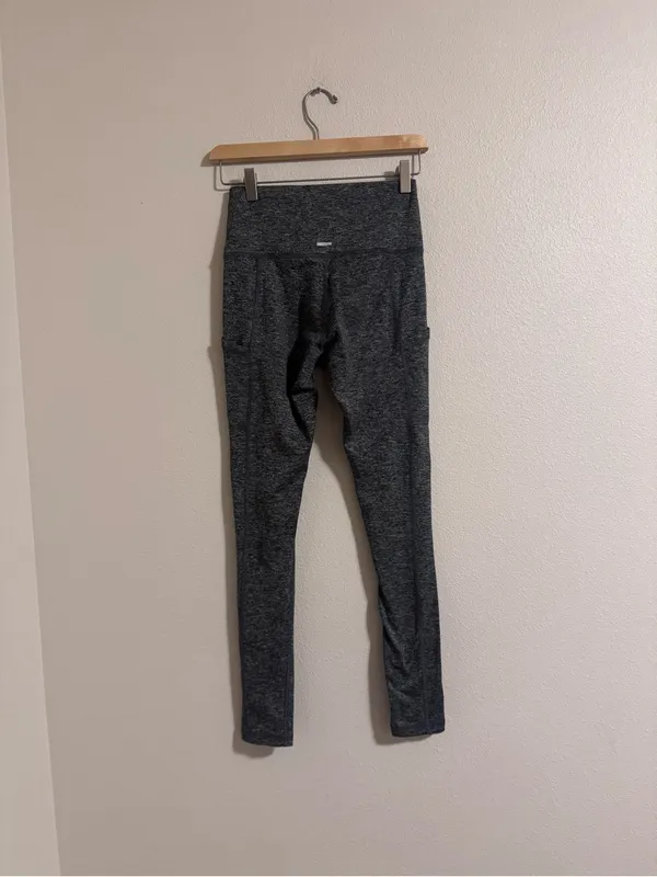 aerie Heathered Charcoal Gray leggings - Image 3