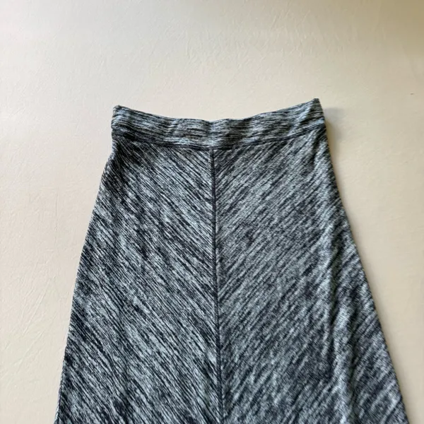 Marled Knit Maxi Skirt Gray Size M - Image 4