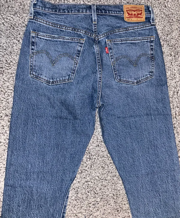 Levi’s 501 Jeans - Image 6