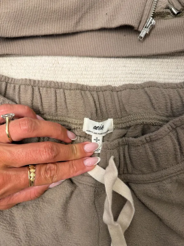 Aerie sweatsuit  - Image 2