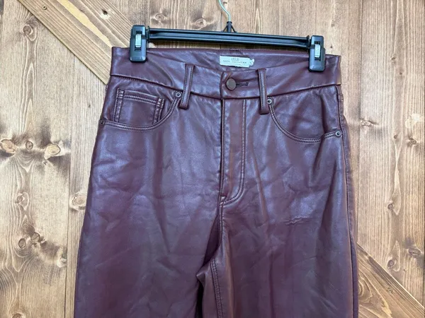 Good American Women’s Faux Leather Straight Leg Pants Burgundy READ Size 6/28 (9 - Image 3