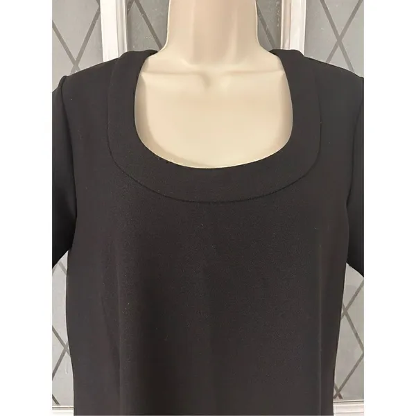 Susan Graver/Style Women's Short Sleeve Black Shift Dress Pullover Size Small - Image 3