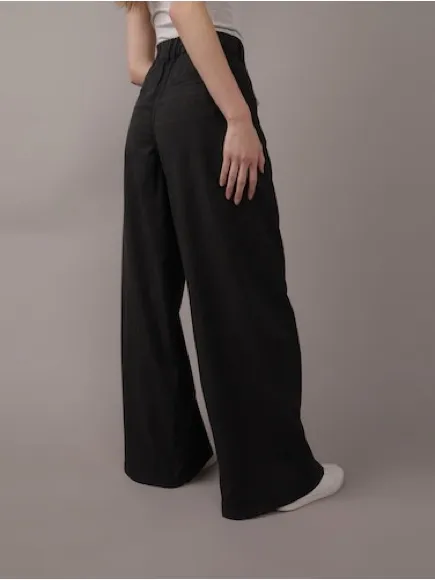 American Eagle Outfitters Super High Rise Wide Leg Pant in Black Size 6 Regular - Image 2