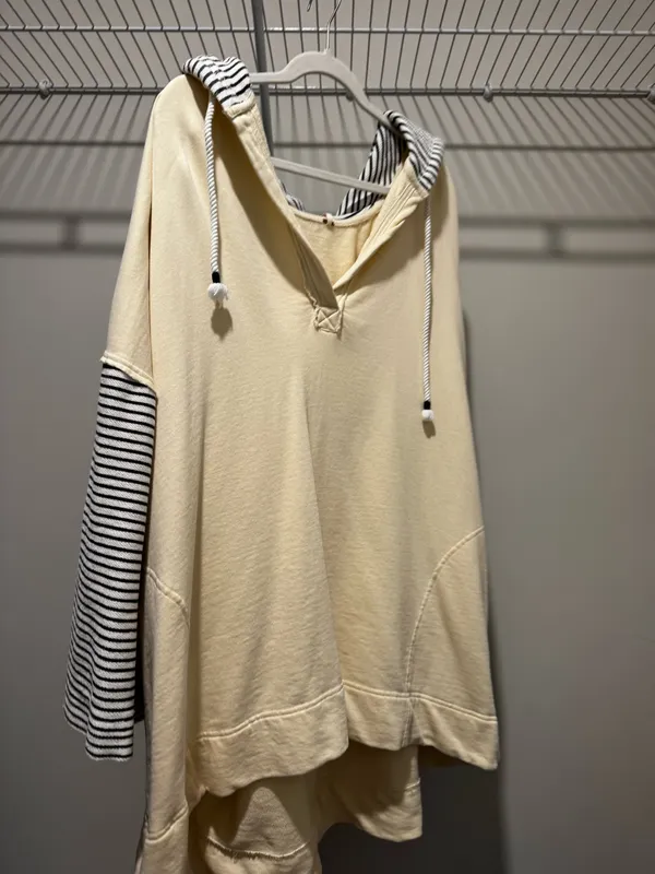Free People Sweatshirt Pullover - Image 2