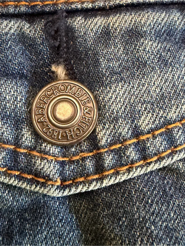 Abercrombie & Fitch Distressed Denim Vest, Small, NWT - Image 9